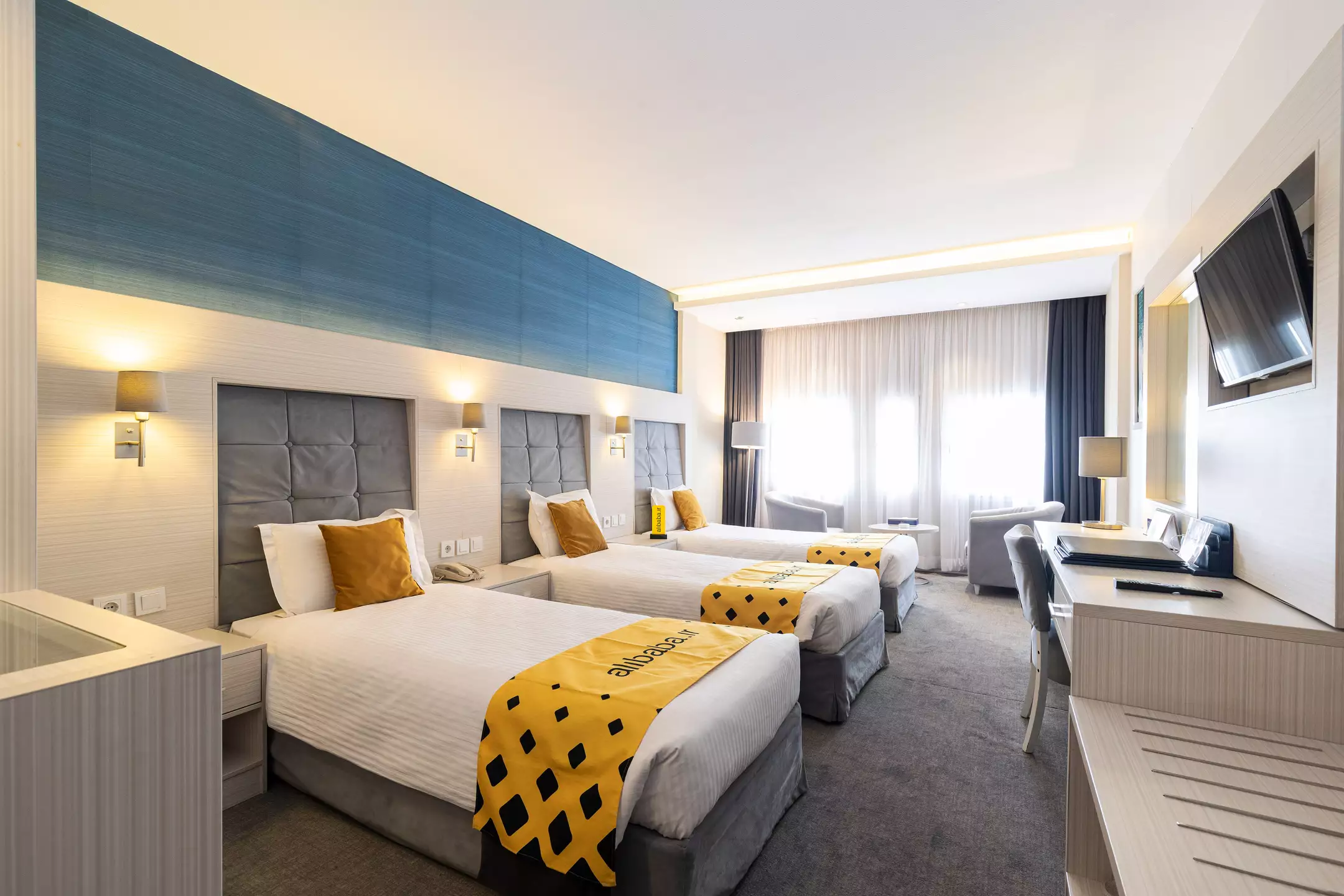 هتل هویزه تهران